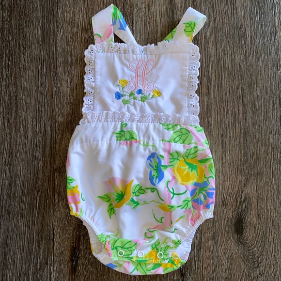 Tbbc size 0/6 Marietta Morning Glory sunsuit with H mono.  Excellent condition - Picture 6 of 7